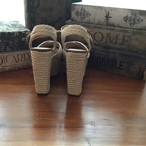 Shelly’s London Platform Sandals - Picture 3 of 8